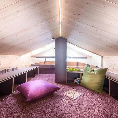 Zingy Chalet In - 6bedrooms